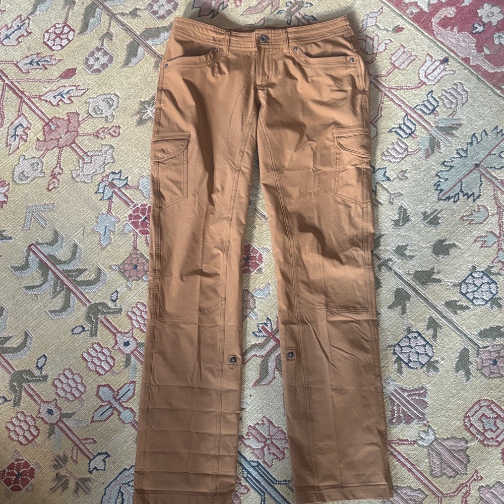 Kuhl khaki convertible hiking pants 4 reg